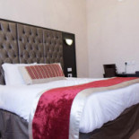 R Bar & Brasserie at The Richmond Hotel