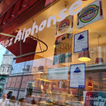 Chez Alphonse