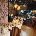 Mustang Restaurant, Cafe Cocktailbar Italienische Spezialitäten Steakhaus