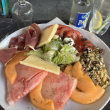Cafe De Paris
