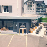 Alpenblick Pizzeria Heiss Serviert Auf Lavastein