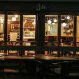 La Vie Café Bistro
