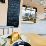 Le Moine Bistro