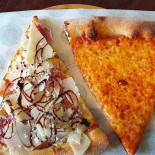 Thirsty Bear Pub Pizza