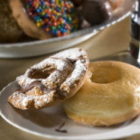 Lamar's Donuts And Coffee
