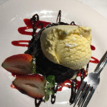 Cosmo's Bistro