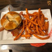 Red Robin Gourmet Burgers And Brews